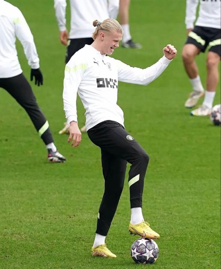 哈兰德伤病预防实验：为什么曼城在3-0领先时换下头号射手？